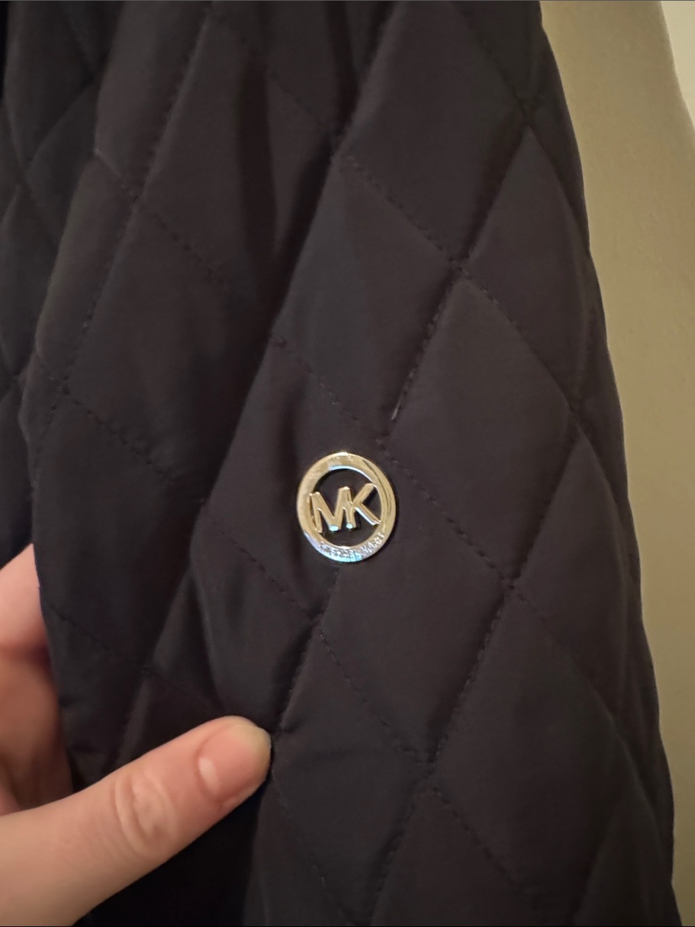 MICHAEL Michael Kors Black XXL Quilted Hooded Faux Fur Women's Coat - Picture 3 of 6